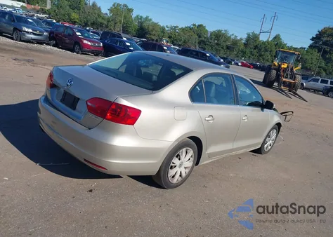 2013 Volkswagen Jetta 2.5L Se z USA, uszkodzony, nr VIN 3VWDP7AJ7DM243964
